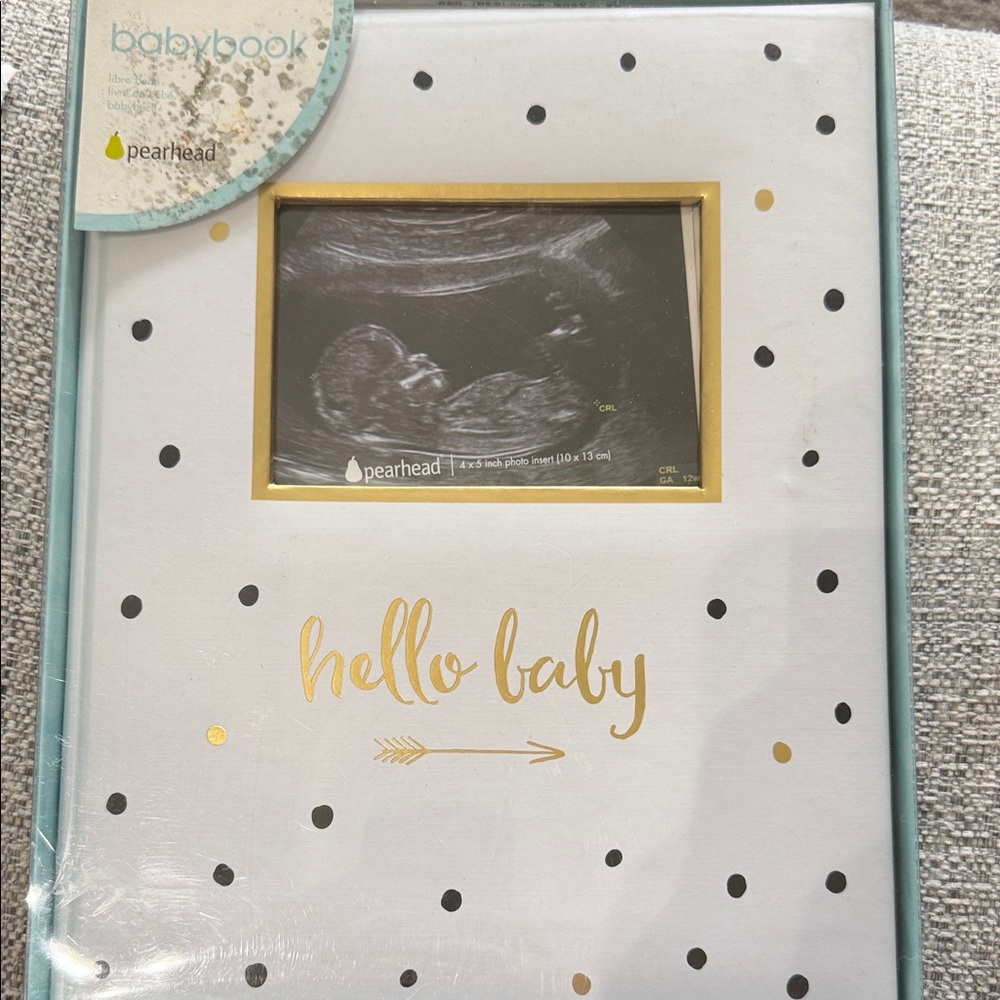 Pearhead White Baby Memory Book with Gold Foil Accents